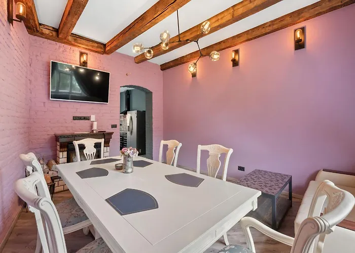 Carlsbad Suites-1 By Interhome Karlowe Wary