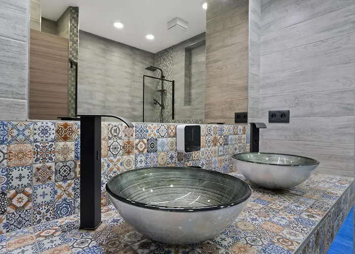 Carlsbad Suites-1 By Interhome * Karlowe Wary